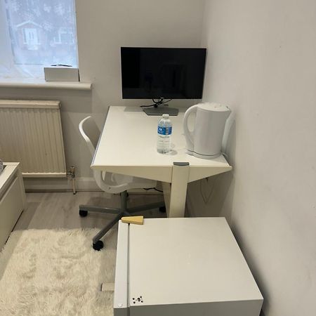 Single Room Canvey Island 외부 사진