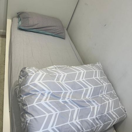 Single Room Canvey Island 외부 사진