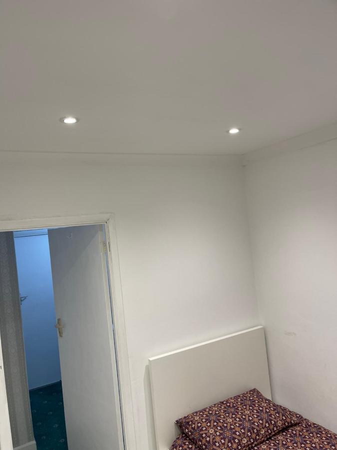 Single Room Canvey Island 외부 사진
